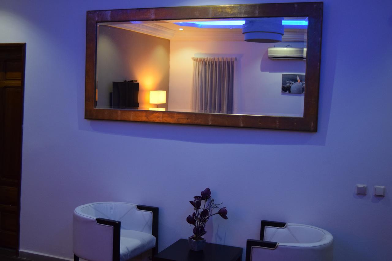 Residence Blue Hotel Thies Exteriör bild